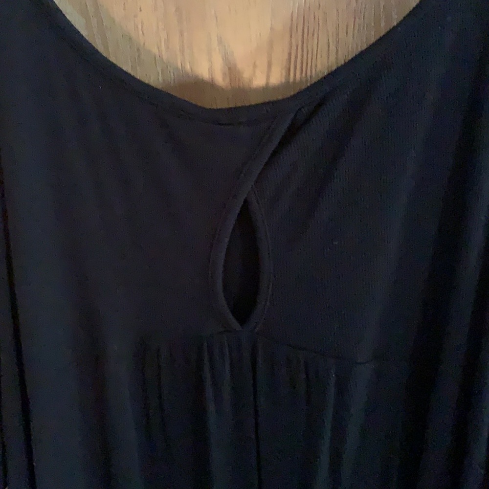 Sonoma dress top cut out shoulders black, size L - Picture 2 of 7